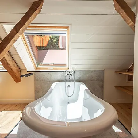 Le Moulin De Mes Garcons Bed & Breakfast 3*